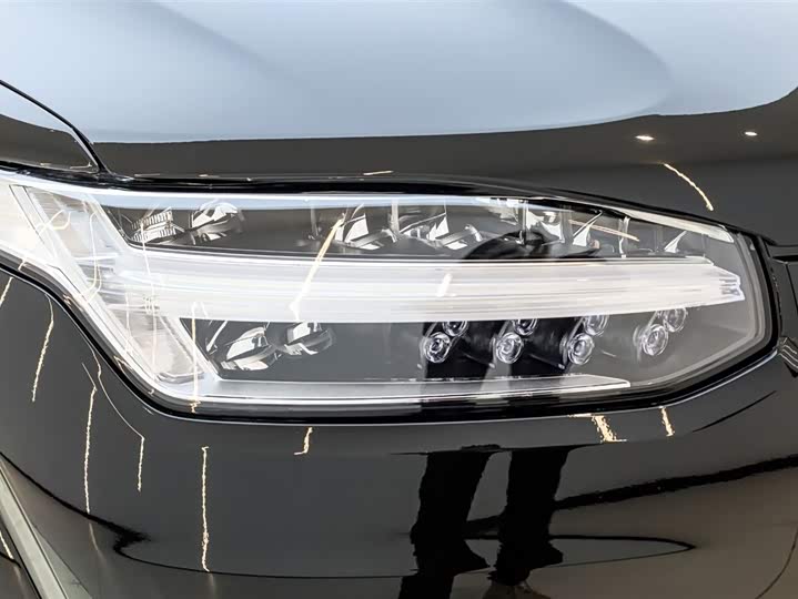 Volvo XC90 Hybrid 2024 2024款 T8 智尊豪华版 7座