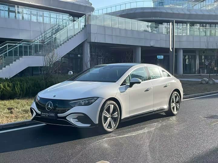 Mercedes-Benz EQE 2025 2025款 500 4MATIC 先锋版