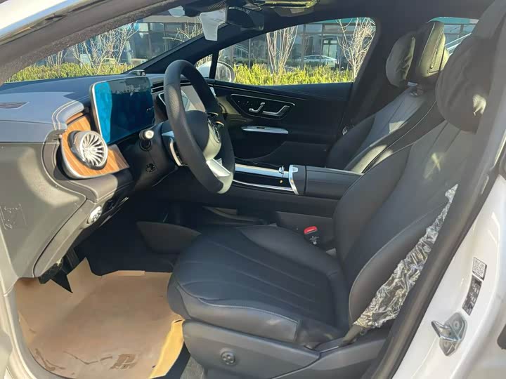 Mercedes-Benz EQE 2025 2025款 500 4MATIC 先锋版