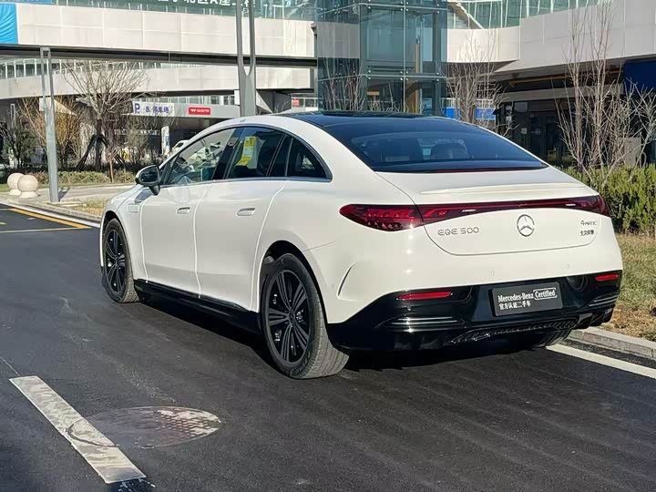 Mercedes-Benz EQE 2025 2025款 500 4MATIC 先锋版