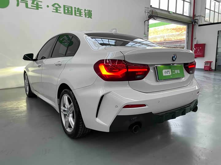 BMW 1 Series 2023 2023款 120i M运动曜夜版