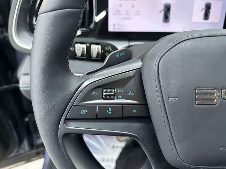 BYD Sea Lion 07 DM-i Hybrid 2025 2025款 150 领航+版