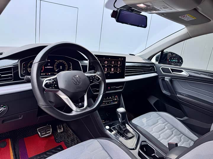 Volkswagen Tiguan X 2022 2022款 330TSI 两驱旗舰版