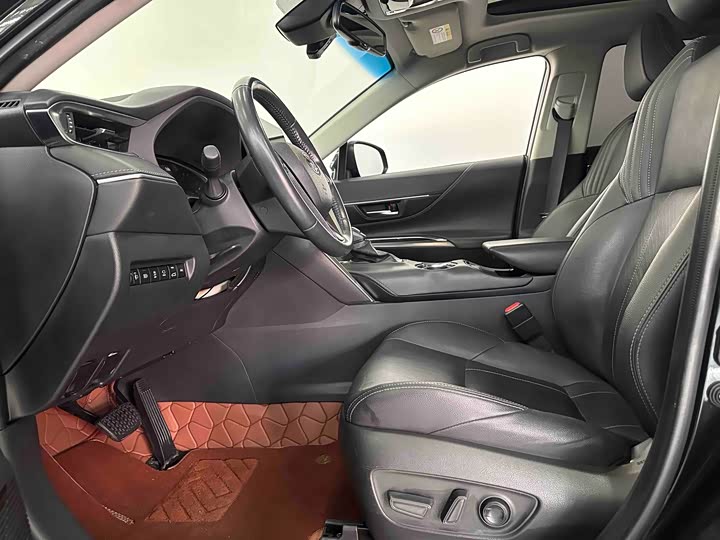 Toyota Harrier 2022 2022款 2.0L CVT两驱尊享版