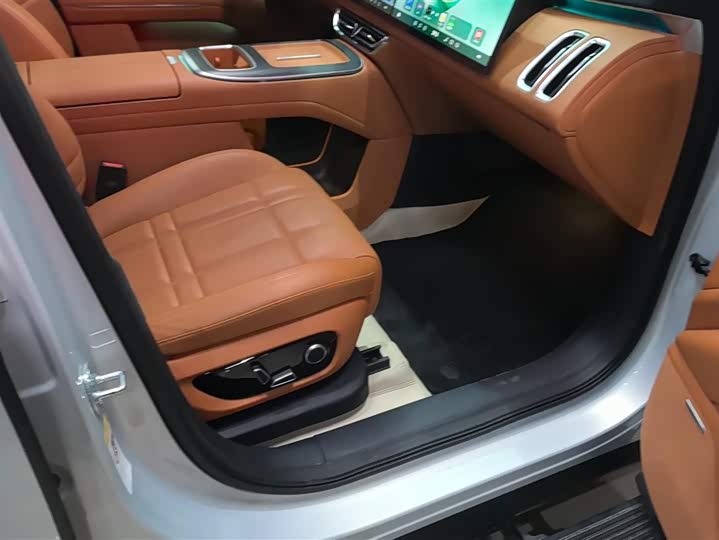 Changan Deepal S09 2025 2025款 四驱Ultra+ 高定版