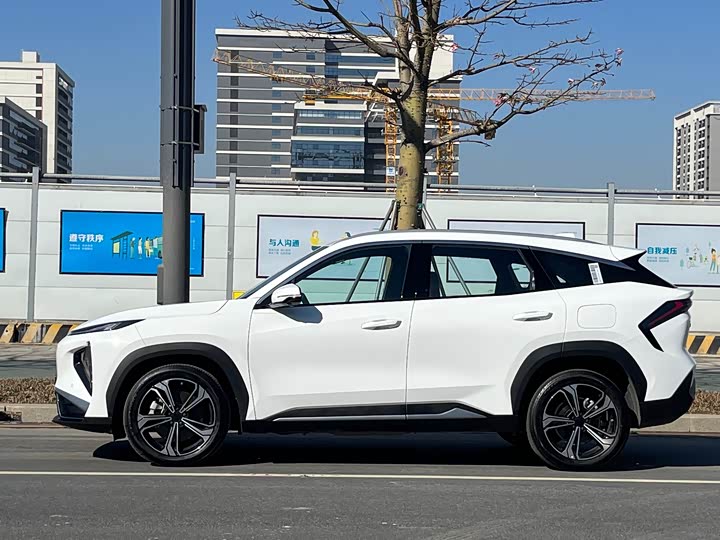 Geely Galaxy L7 2025 2025款 EM-i 115km 探索+版