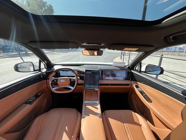 Geely Galaxy L7 2025 2025款 EM-i 115km 探索+版