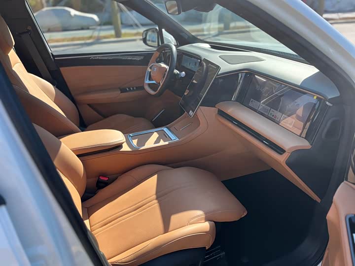 Geely Galaxy L7 2025 2025款 EM-i 115km 探索+版