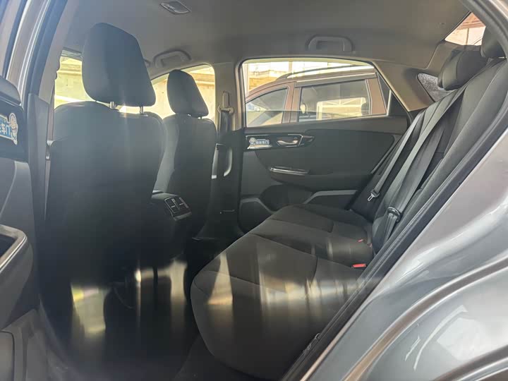 Honda Envix 2021 2021款 锐·混动 1.5L 净畅版