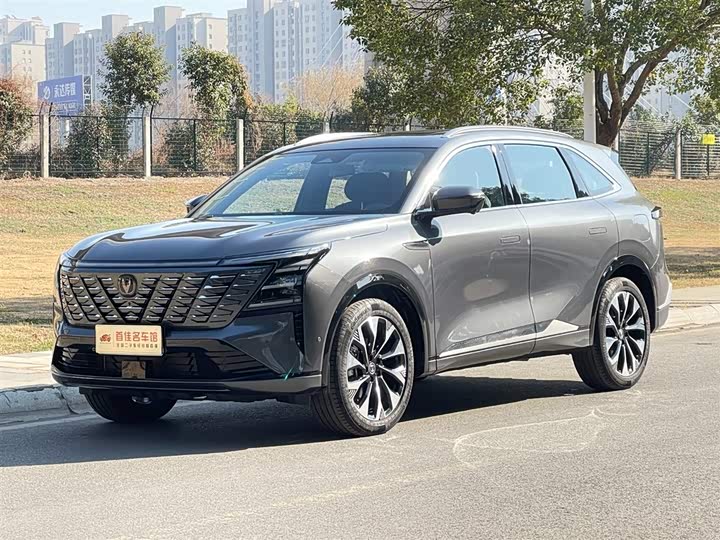 Changan CS75 Plus 2025 2025款 第四代 UItra 2.0T 新蓝鲸 智慧智擎型