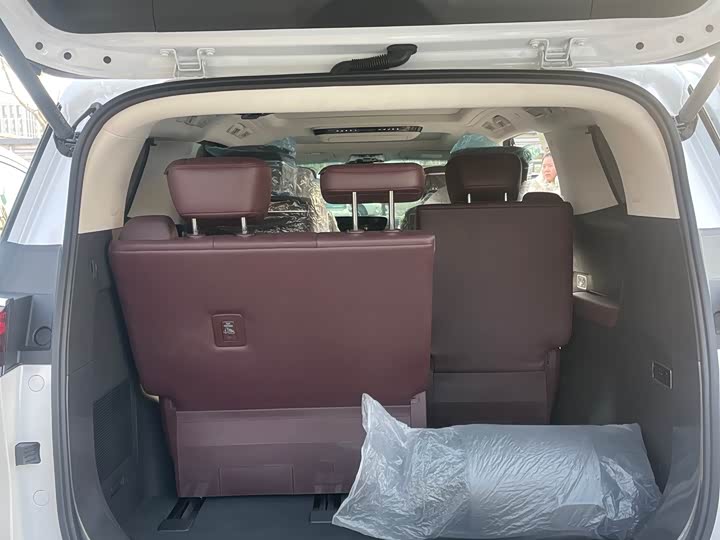 Buick GL8 Century 2025 2025款 2.0T 七座蕴世版