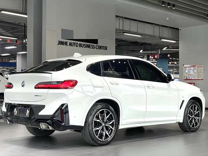 BMW X4 2022 2022款 xDrive 25i M运动套装