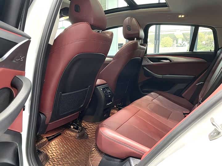 BMW X4 2022 2022款 xDrive 25i M运动套装