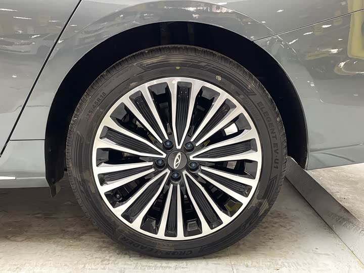 Chery Fulwin A8L 2025 2025款 1.5TGDI 145km 豪华型