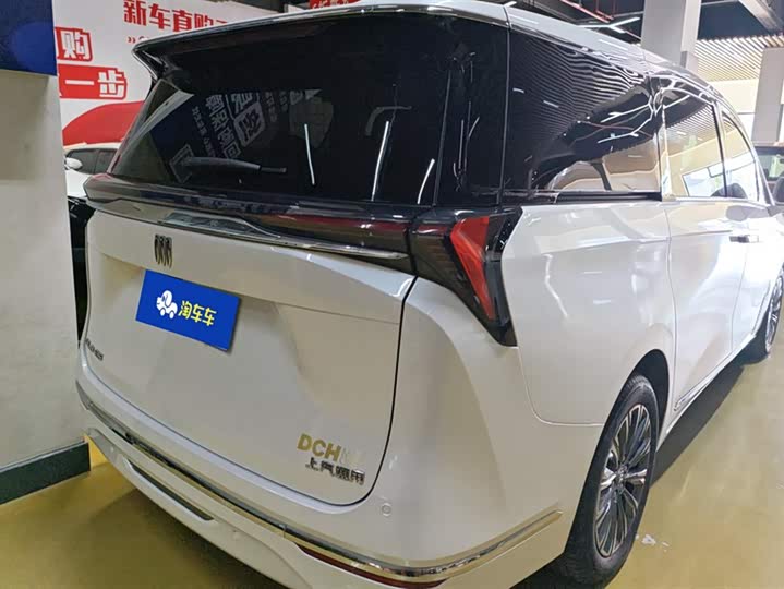 Buick GL8 ES 2025 2025款 陆尊 尊享版