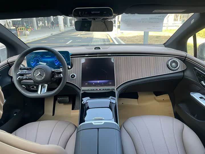 Mercedes-Benz EQE 2025 2025款 500 4MATIC 先锋版