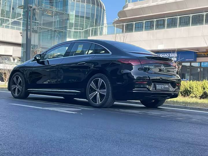 Mercedes-Benz EQE 2025 2025款 500 4MATIC 先锋版