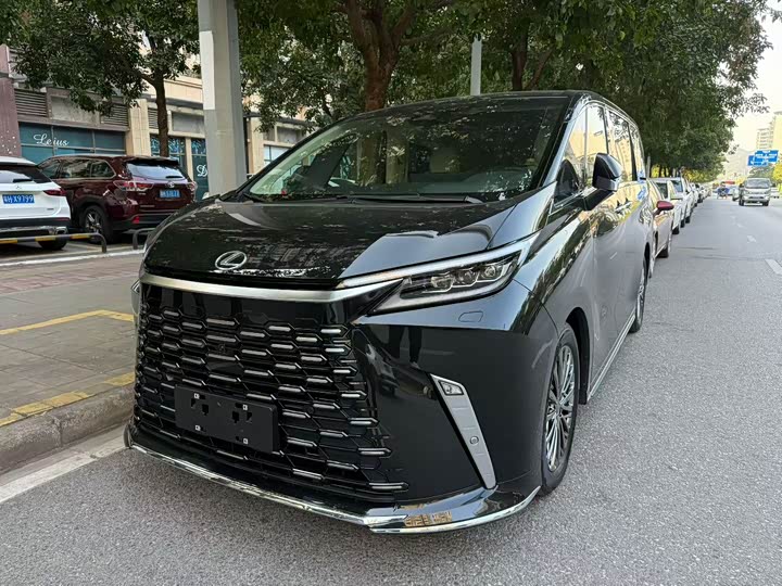 Lexus LM 2025 2025款 500h 六座尊崇版