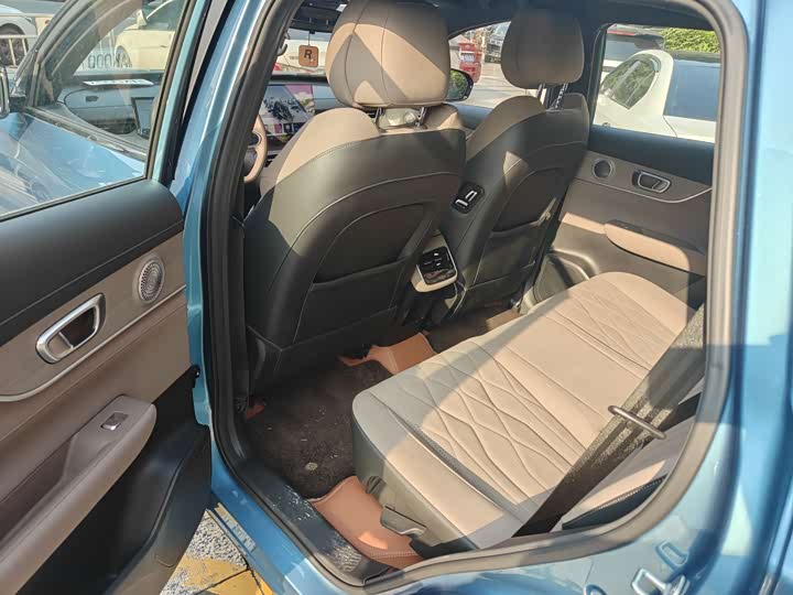 Chery Tiggo 8 Plus C-DM 2025 2025款 1.5T 116km 尊贵型 5座