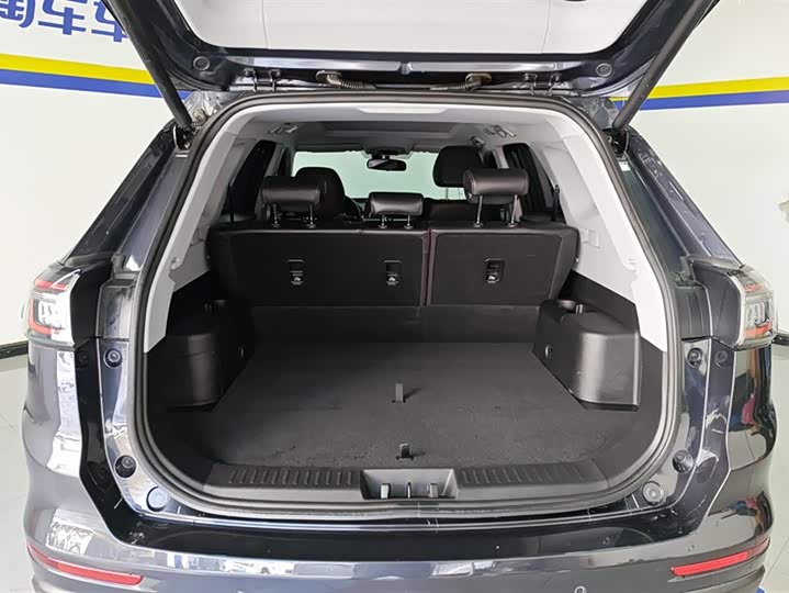 Chery Tiggo 8 2025 2025款 卓越版 230TCI 自动豪华版 5座