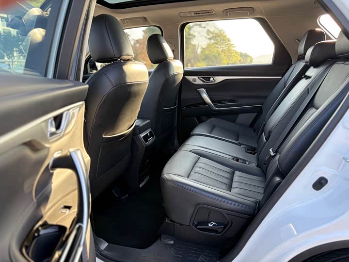 Changan CS95 2021 2021款 2.0T 两驱豪华型