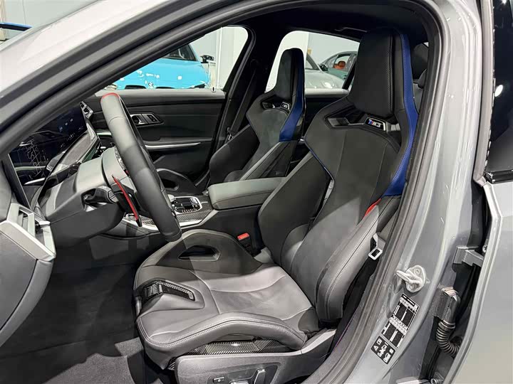 BMW M3 2024 2024款 M3四门轿车 M xDrive 雷霆版