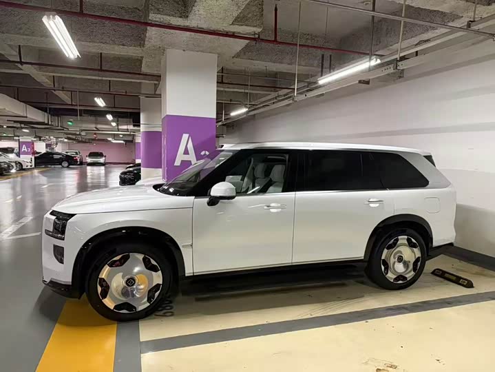 Zeekr 9X 2025 2025款 Ultra版 70kWh