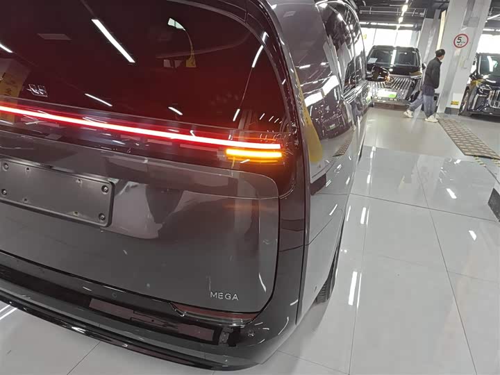 LiXiang Mega 2024 2024款 Ultra