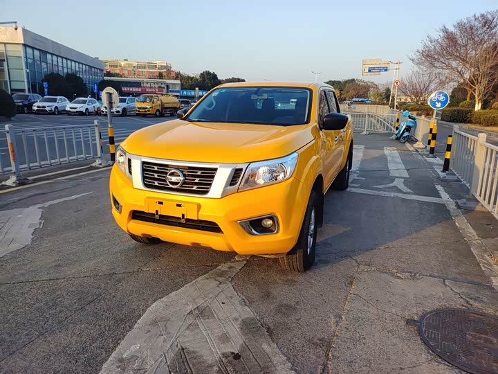 Nissan Navara 2021 2021款 2.5L 手动两驱智享型QR25