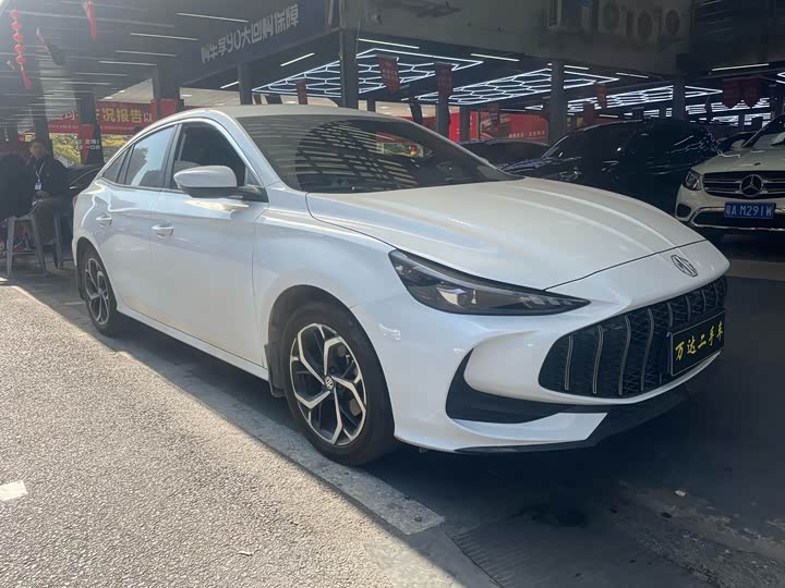 MG Motor 5 2025 2025款 300TGI 全球旗舰版