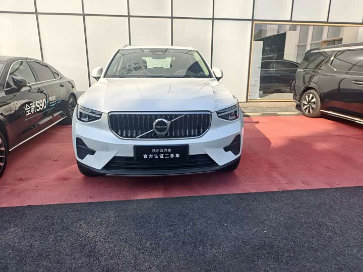 Volvo XC40 2025 2025款 B4 四驱智远豪华版