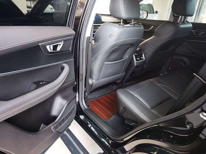 Chery Tiggo 8 2024 2024款 荣耀版 230TCI 自动卓越版 5座