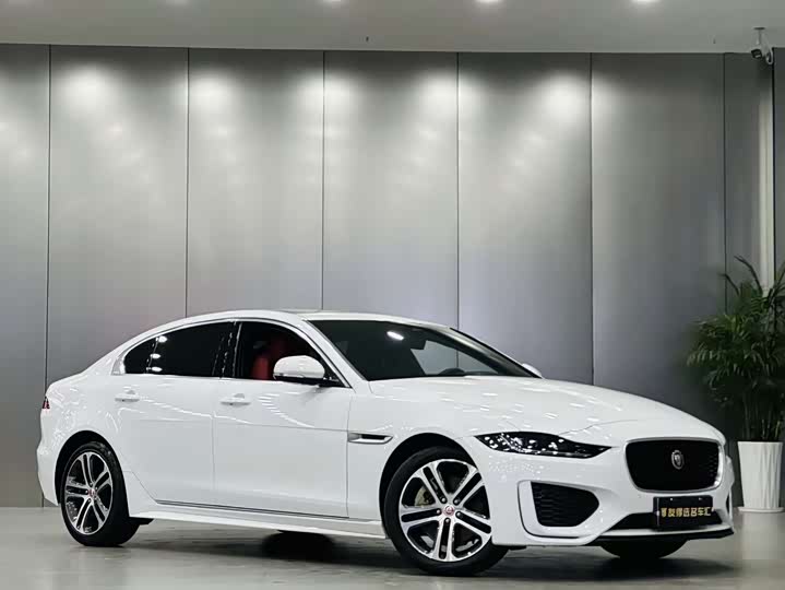 Jaguar XE L 2024 2024款 2.0T 250PS R-DYNAMIC S进取运动版