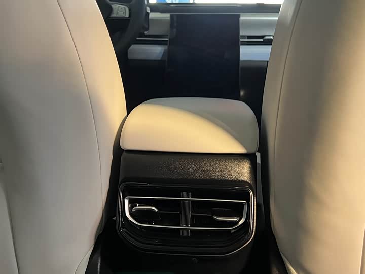 XPeng P5 2022 2022款 460E+