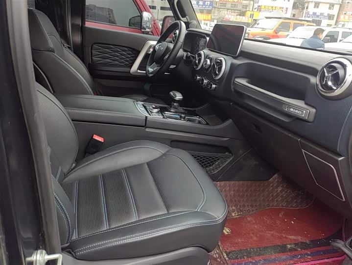BAIC Beijing BJ40 2024 2024款 2.0D 刀锋英雄荣耀版