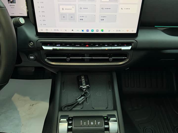 Tank 300 Hybrid 2025 2025款 Hi4-T 37.1kWh