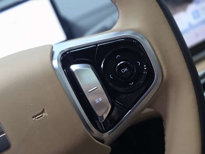 Geely Galaxy A7 2025 2025款 EM-i 150km 探索+版