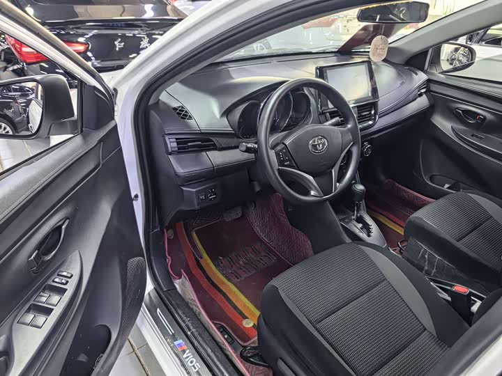 Toyota Vios 2022 2022款 1.5L 20周年纪念版