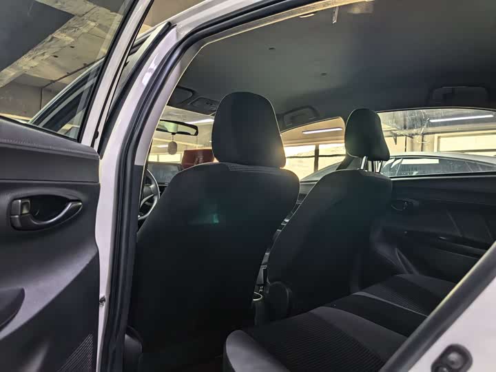 Toyota Vios 2022 2022款 1.5L 20周年纪念版