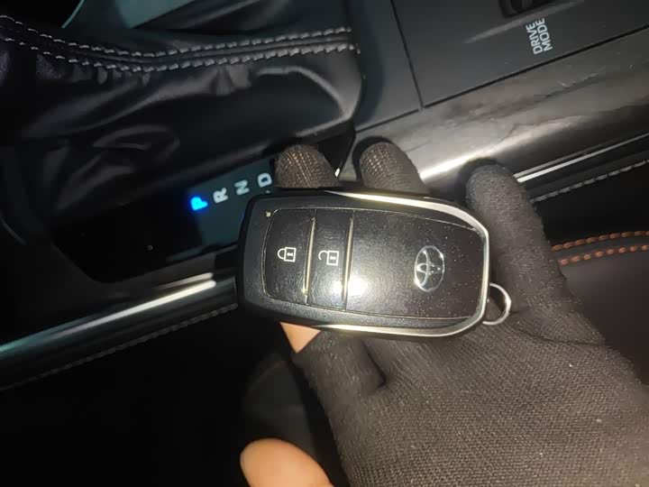 Toyota Crown Kluger 2024 2024款 2.5L HEV四驱豪华版