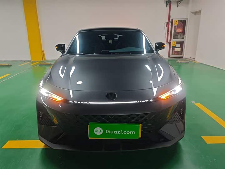 Changan UNI-V 2025 2025款 1.5T 500Bar尊贵型