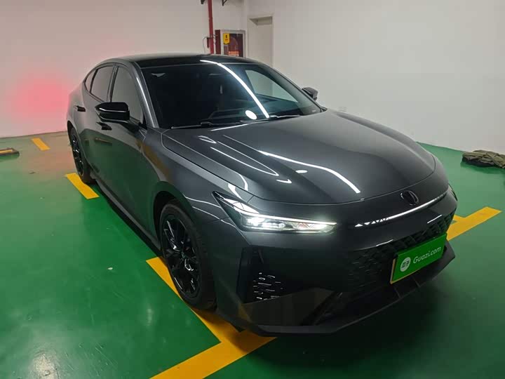 Changan UNI-V 2025 2025款 1.5T 500Bar尊贵型