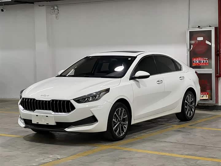 Kia K3 2021 2021款 改款 1.5L CVT时尚版