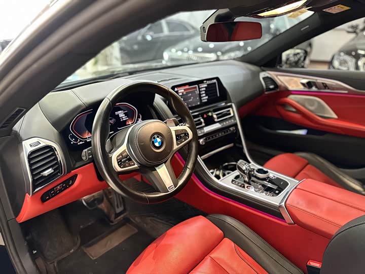 BMW 8 Series 2022 2022款 840i xDrive 四门轿跑车 M运动套装