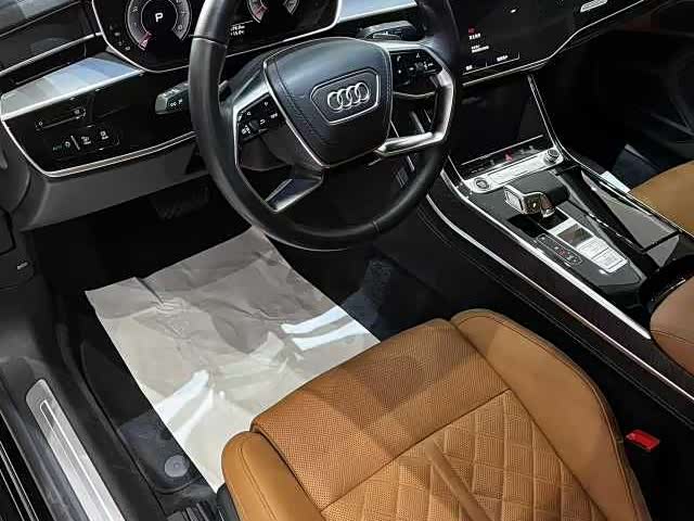 Audi A8 2024 2024款 A8L 50 TFSI quattro 臻选型
