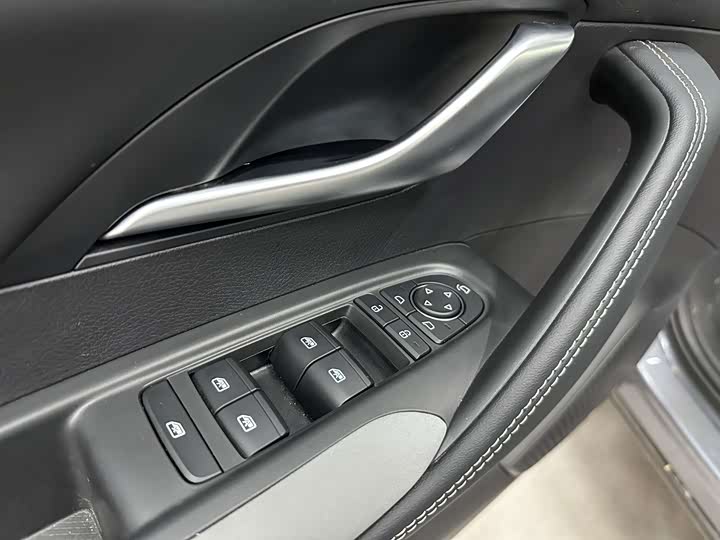 BYD Sea Lion 05 DM-i Hybrid 2025 2025款 DM-i 智驾版 115KM尊荣型