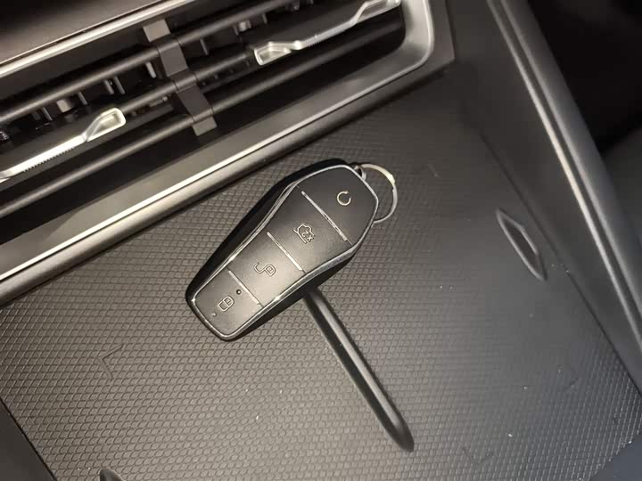 BYD Qin L 2025 2025款 EV 545KM超越型