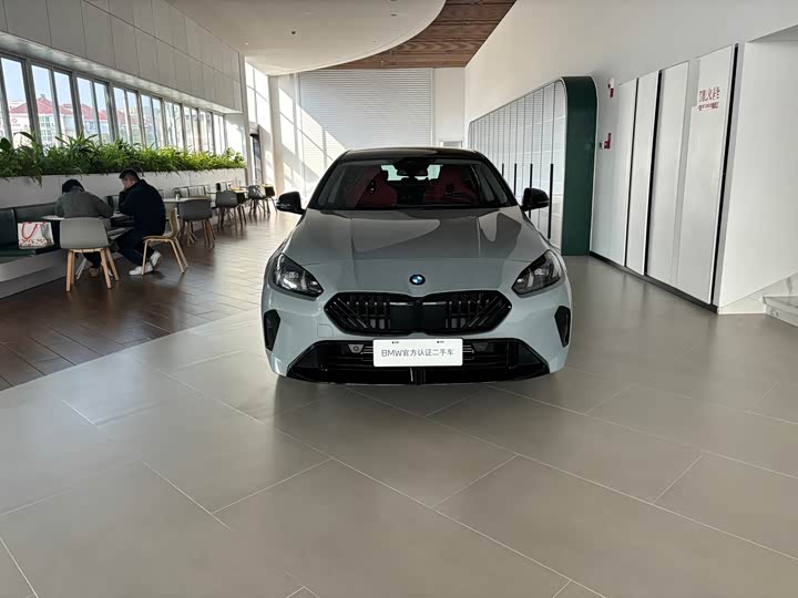 BMW 2 Series 2025 2025款 225L M运动曜夜套装