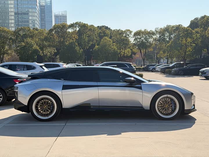 HiPhi Z 2023 2023款 四座版