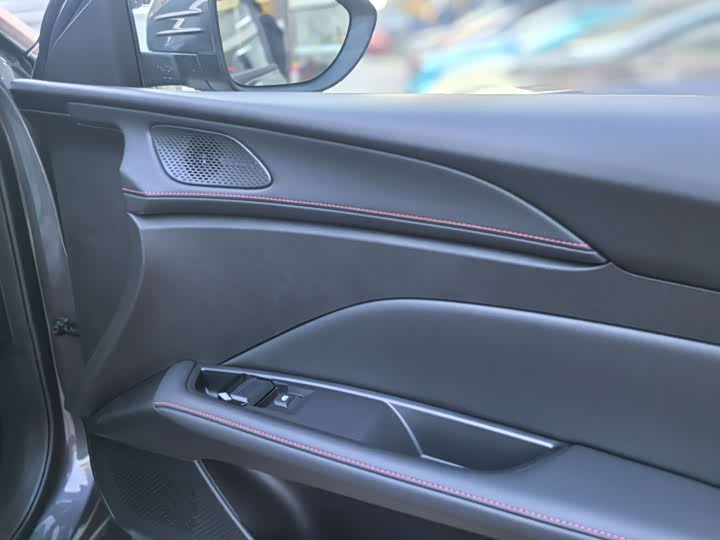 MG Motor 5 2025 2025款 180DVVT 全球抢先版